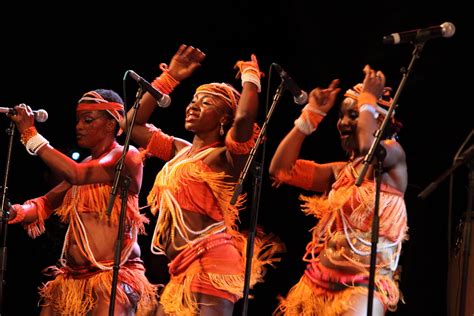 Zenawit's Afrobeat Extravaganza: A Fusion of Sound, Culture, and Unexpected Fireworks!